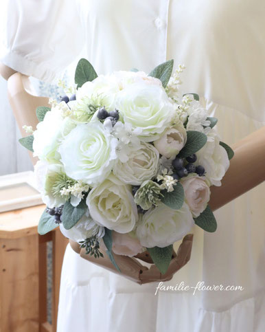 白い薔薇 造花 ラウンドブーケ