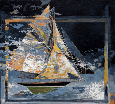 vue de profil voilier aux voiles jaunes sur fond bleu foncé