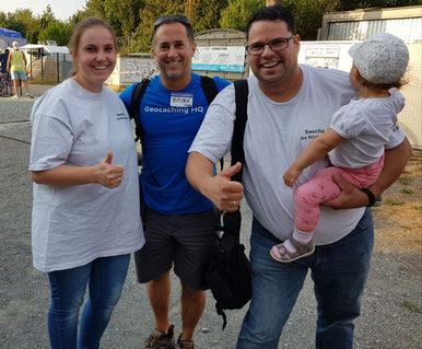 v. l. Kerstin, Bryan Roth, Sascha und unser kleines Blümchen
