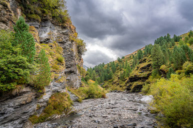 Flussüberquerung bei Cresta im Avers