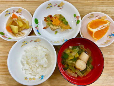 紬木保育園　給食　陶磁器　質椀