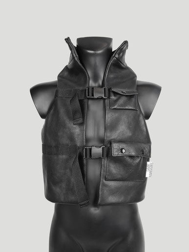 Armour €465
