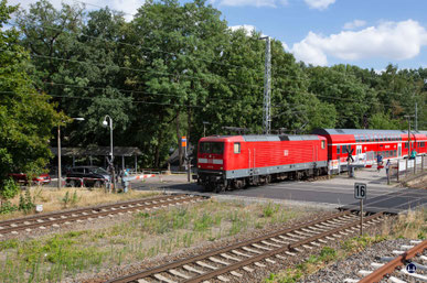 Längst ebenfalls Geschichte - wie der beschrankte Bahnübergang in Blankenfelde - ist die RE5 nach Stralsund über Lichterfelde Ost, Potsdamer Platz und Berlin Hauptbahnhof. 