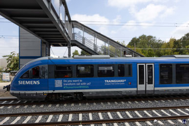 Das Fahrzeug verfügt hierzu über Antennen im Bereich des Wagenbodens, wodurch ein Auslesen der im Gleis verbauten Balisen möglich ist. 