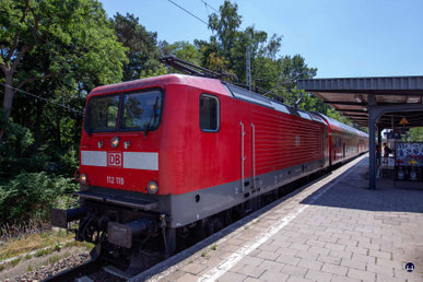 Die Baureihe 112 war eine der letzten Entwicklungen der Deutschen Reichsbahn. Sie sollte erstmals einen schnelleren Zugverkehr über 120 km/h ermöglichen. 