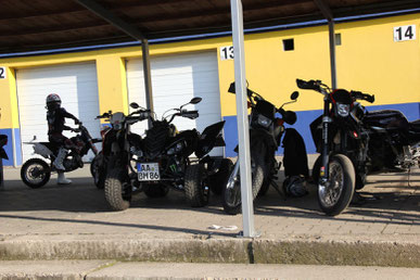 Tekkilla.Bar Racing