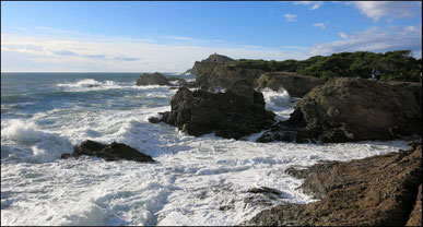 Vue sur l'ile des Embiez depuis le Gaou