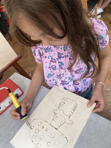 Kunstlehrgänge für Grundschulkinder,  Kunst für Grundschulkinder, Malerei, Zeichnung, Plastisches Gestaltung