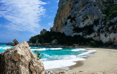 les randonnées incontournables à faire en Sardaigne