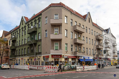 Das Lahn-Eck an der Karl-Marx-Straße 271 Ecke Lahnstraße 1