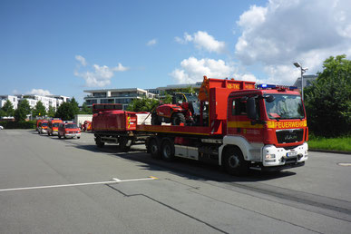 14 Feuerwehrleute sind mit fünf Fahrzeugen am Montag ins Katastrophengebiet aufgebrochen.   Foto: Feuerwehr Heidelberg