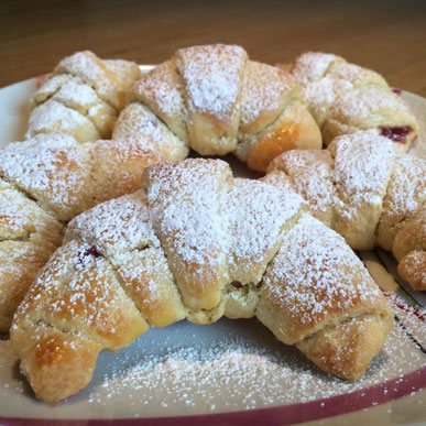 Rahmkipferl
