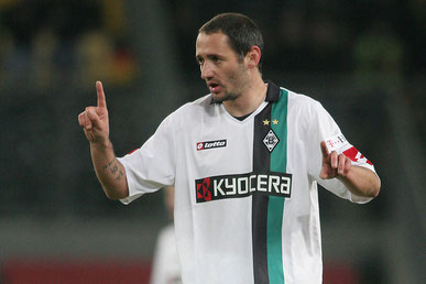 Oliver Neuville kam nach der EM 2004 aus Leverkusen und trug sechs Jahre lang das Trikot mit der Nummer 27.