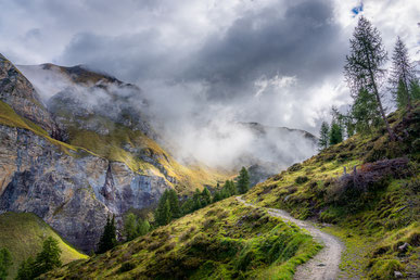 Unterwegs von Vals Richtung Alp Tomül