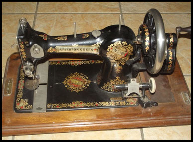 Jones 134.000 SPIERPON QUEEN Var.2 -old bobbin winder (1904 c.)