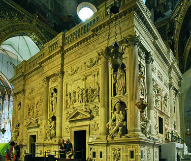 Loreto - Casa Santa (Wikemedia commons)