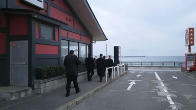 speedwall 画像 ウインドサーフィン スタンドアップパドル SUP スクール始めるなら神奈川県横浜市金沢区 海の公園 スピードウォール