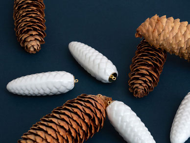 Tannenzapfen Baumschmuck Weihnachtsbaumschmuck Porzellan