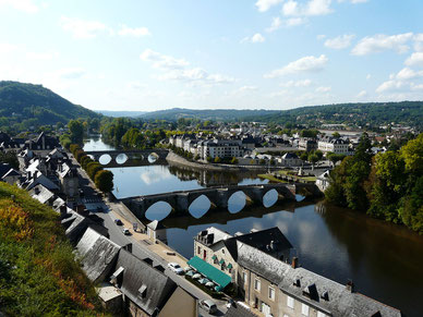 copyright : "Père Igor   licence CC BY-SA 3.0"  - autour de la Cabane Haut-Charmes en Dordogne