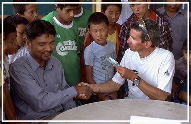 Spendenübergabe-Juergen-Sedlmayr-Nepal62