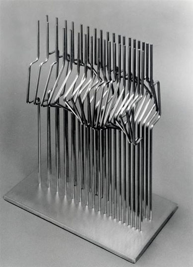 間　No.10  -  連続と不連続　＜No.K-32＞  ／ 1989 ／ stainless steel ／ H.45x30x20cm