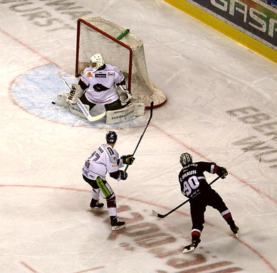 Augsburger Panther Eisbären Berlin DEL Boutin