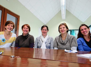 Marina Dosso, animatrice en compagnie de Vanessa Chrion, présidente, et des membres du bureau : Stéphane Keryel, Jennifer Saout et Anne-Marie Hamilton. 