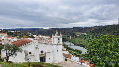 Mértola - Blick vom Castelo auf den Guadiana