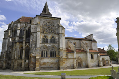 Eglise de Saint-Amand-sur-Fion, source Wikipêdia
