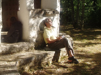 Fabrice et son fils Amaury ci-dessous, en "exploration" créatrice à Boissirette près de Cazals