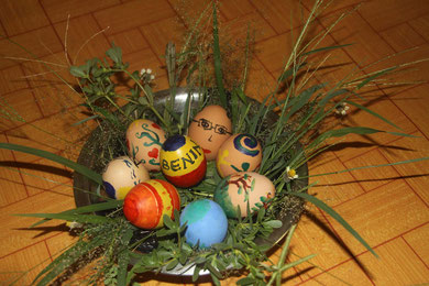 Stolz präsentiere ich unsere Ostereier 2013. Euch frohe Ostern und ein schönes Fest mit euren Lieben!