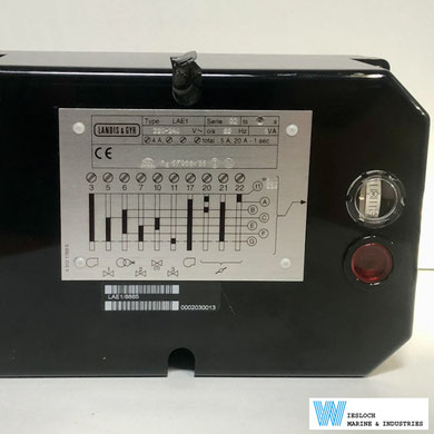 A Landis & Gyr LAE1 flame signal amplifier.