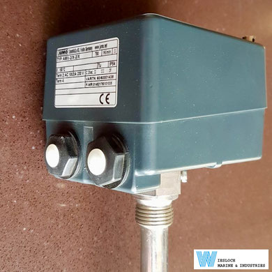 A Jumo AMV-2/X-2/X thermostat.