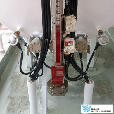 Two PT100 temperature sensors installed in a boiler.