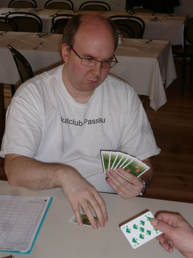Richard Holzer (Passau), bayerischer Vizemeister 2009 und auch 2011 als 8. der Bayerischen Meisterschaft souverän für die Deutsche Meisterschaft qualifiziert, nutzt regelmäßig Open und Masters zum Leistungs-"check"