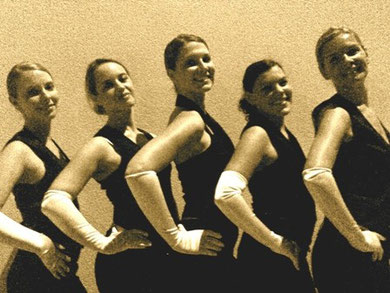 Nadège, Sophie, Céline, Charlotte et Stéphanie lors d'un déplacement à La Rochelle en septembre 2010