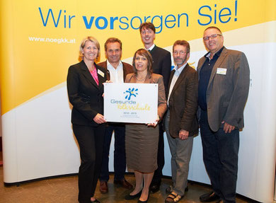 Foto von links: Landesrätin Mag. Karin Scheele, RegR BSI Martin Seidl, VD Gabriele Winkelhofer,MA, BGM Franz Göd, VOL Hermann Zach und Gerhard Hutterer v. d. NÖGKK