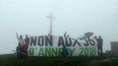 18 Juin 2011 - Manif anti JO Annecy 2018 au Semnoz sous une pluie batante