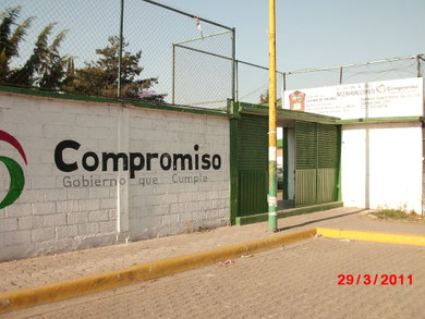 Entrada de la Institución