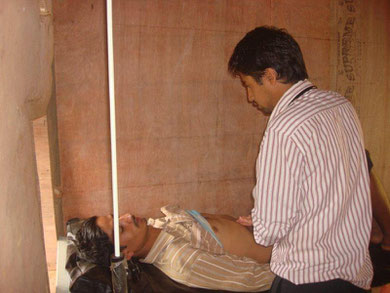 Bishnu mit Patient