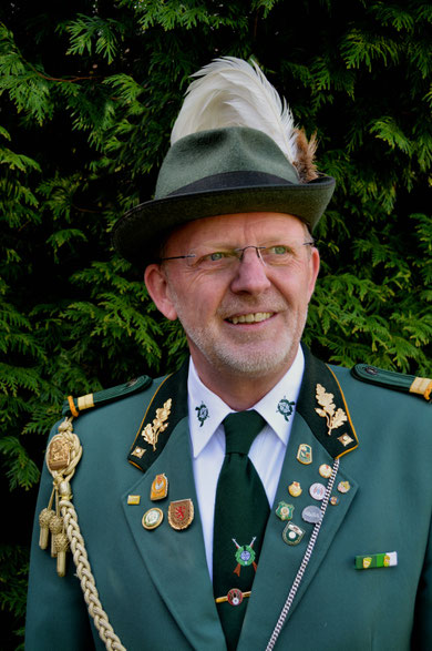 Ehrenpräsident Jochen Clewing