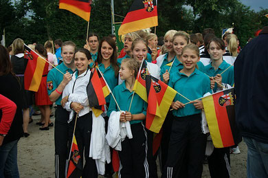 Juniorteam VFZ Mainz - Ebersheim (Alexandra Dietrich, Raymiss), Clara Hartung (Alexandra Dietrich, Giacomo), Annika Dietrich (Alexandra Dietrich, Giacomo), Mannschaftsführer: Holger Janssen