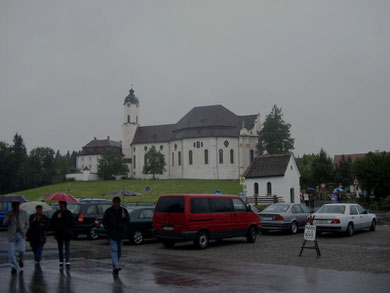 ...an der Wieskirche auf dem Weg nach Garmisch, Regen, Regen.....