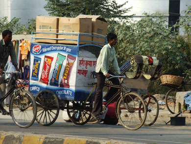 Lastentransport in Gorakhpur, Nordindien