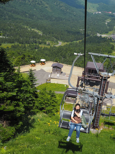 横手山のスカイレーター後のリフト。