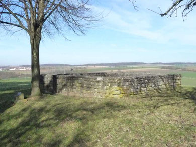 Turmfundament am nördlichen Stadtrand