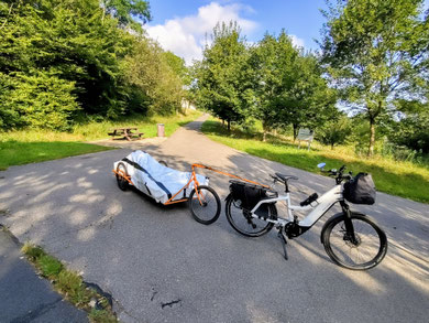 Remorque harpe à pédales pour vélo