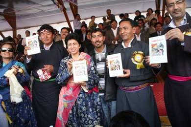 with Ladakh Government Officials at Ladakh Festival on September 1, 2009