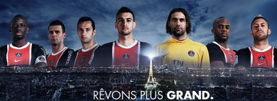 Une affiche à la gloire du Paris Saint-Germain ayant arpenté les rues de Paris