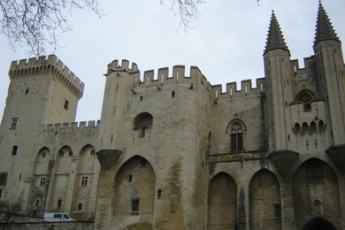 donc promenade - photo vers le palais des Papes